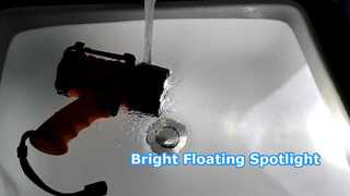 Perkenalkan Lampu Sorot Laut Mengambang Isi Ulang 1000 Lumen Ringkas Dengan Kait Gantung Untuk Anda